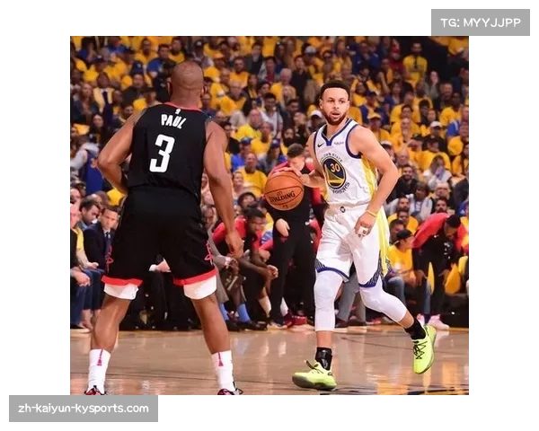 瓦伦西亚汤普森独揽19分8篮板6助攻 主导球队逆转胜局